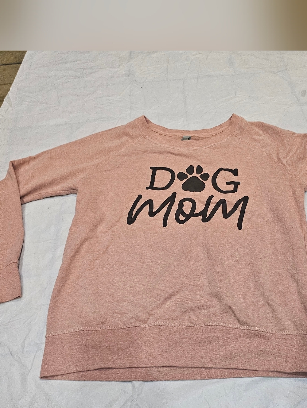 Dusty Pink "Dog Mom" Crewneck Sweatshirt. Sz L